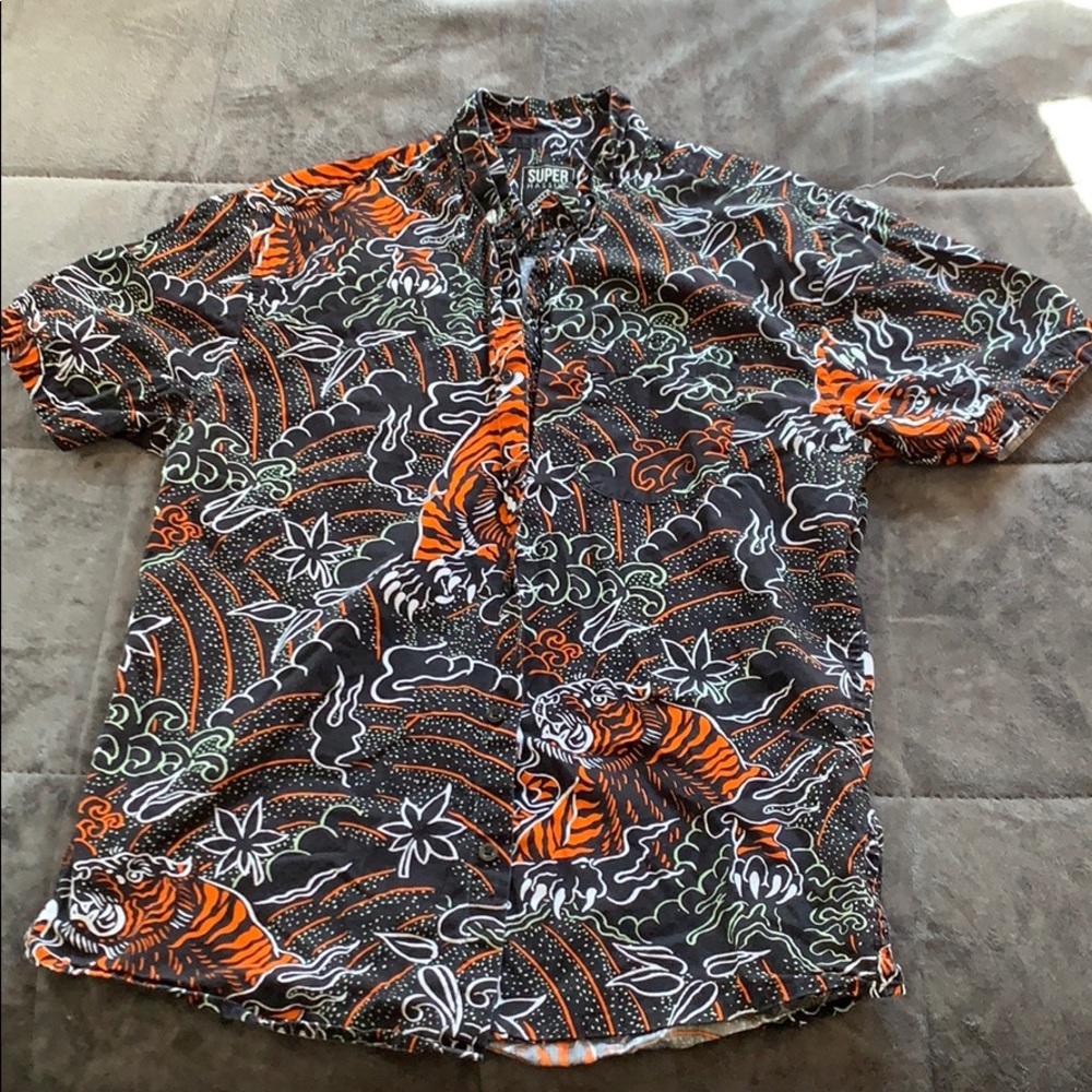 Tiger short sleeve button down